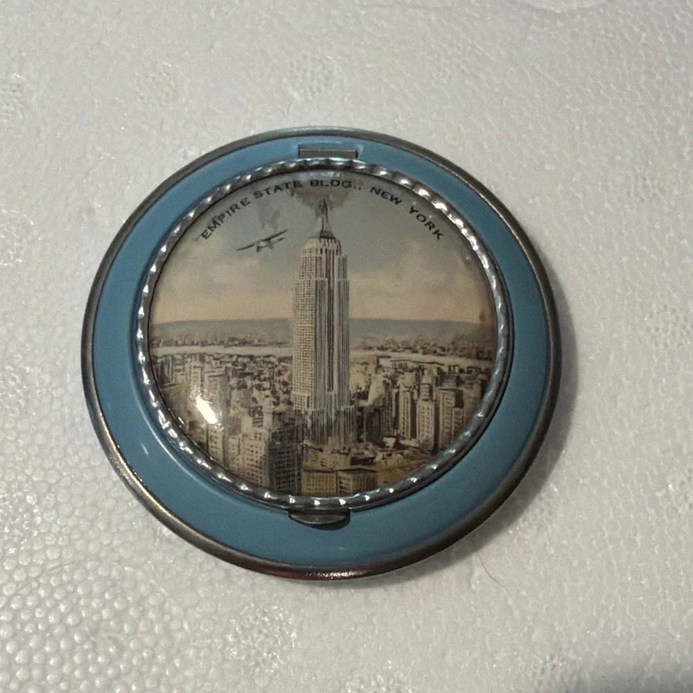 Vtg‎ Souvenir Empire State Building New York Mirror Compact NYC Art Deco